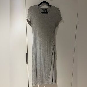 Theory t-shirt dress with side ruching. Size L.